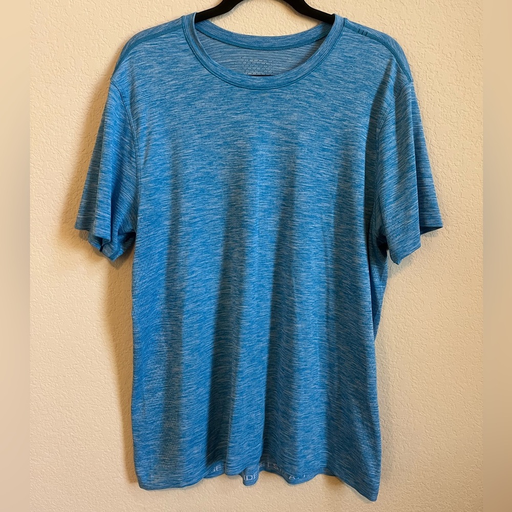 Lululemon Mens tee